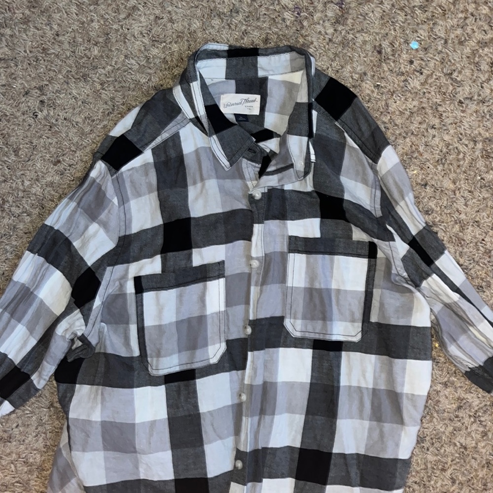 black and white checkered flannel